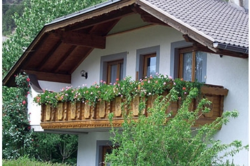 Pension de famille Eyrs 2